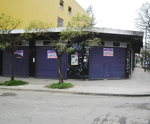 Alquiler de Local en Cruce Castelar sobre A. Argentina 1287.