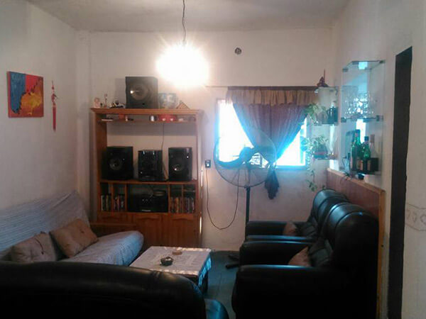 Venta de casa en El ceibo 2486, entre bouchard y castilla.-