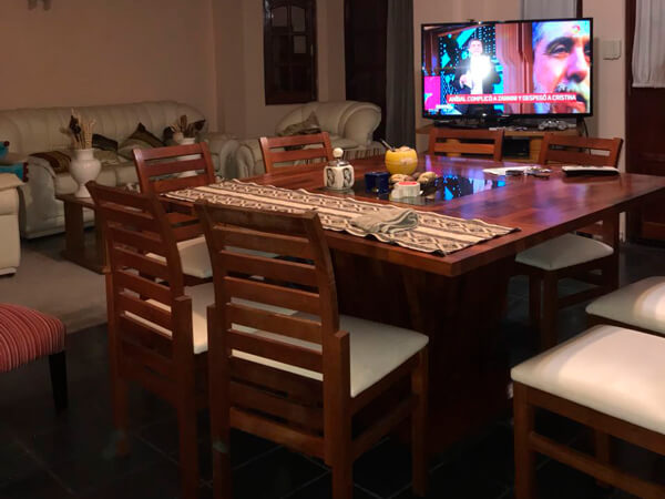 VENDE CASA     F. 2513
