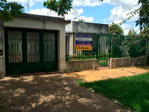 VENDE CASA - F.2585