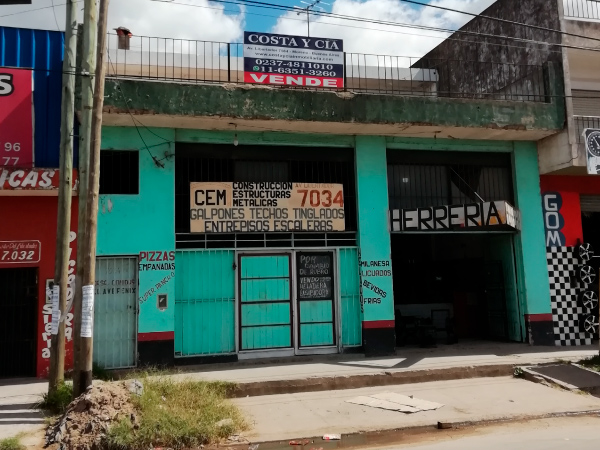 VENDE CASA - F.2600