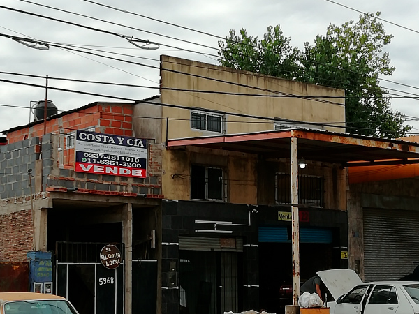VENDE INMUEBLE - F.2591
